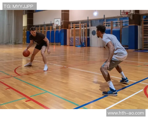 提升身体素质助力篮球与足球运动表现的有效训练方法探讨